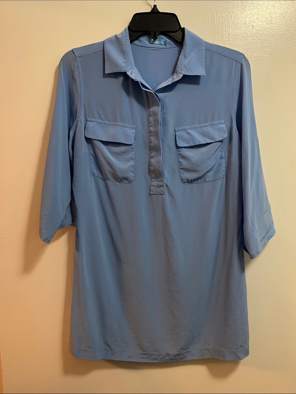 J. McLaughlin Light Blue Collared Tunic with Chest Pockets